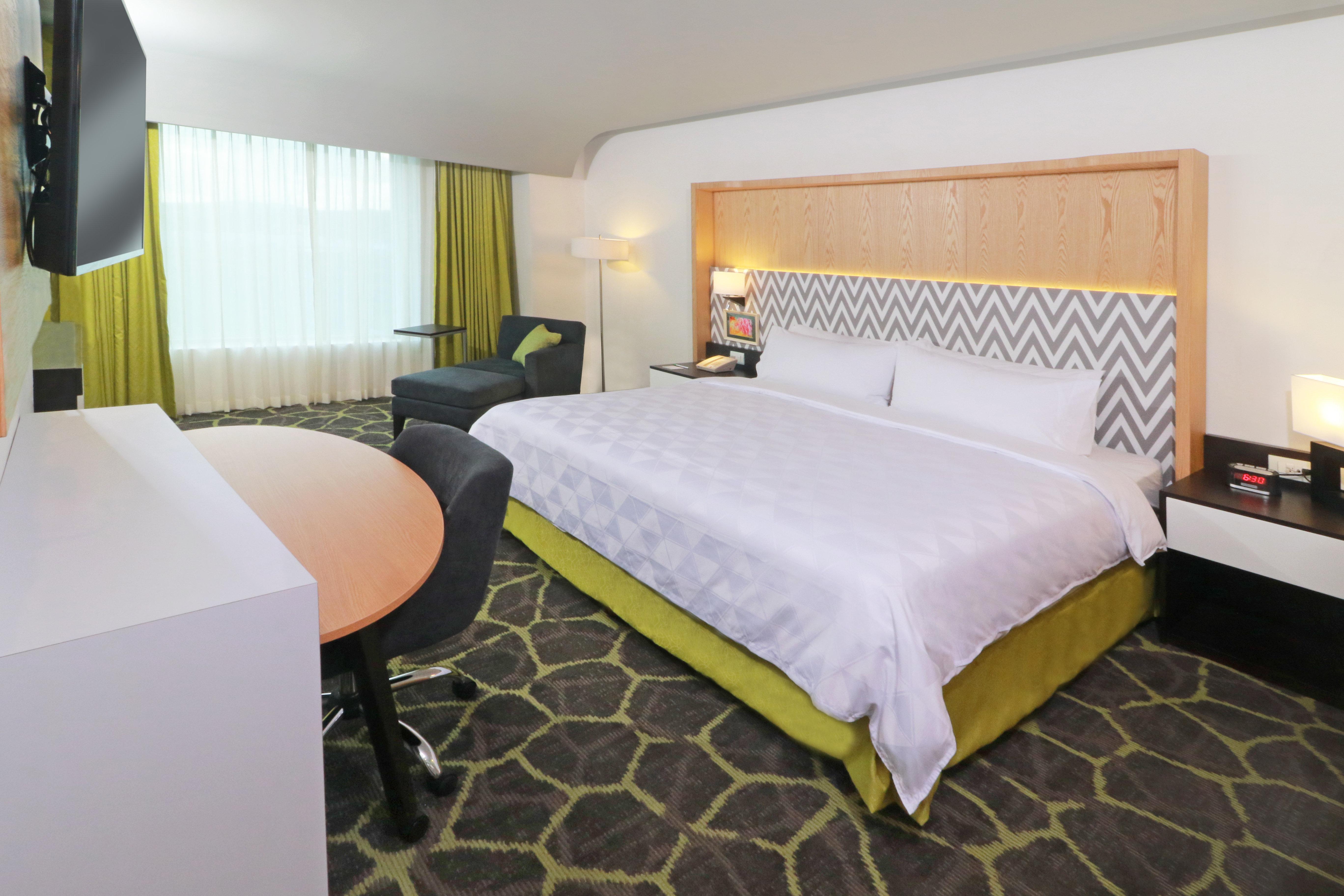 Holiday Inn Queretaro Zona Krystal By Ihg Exterior photo