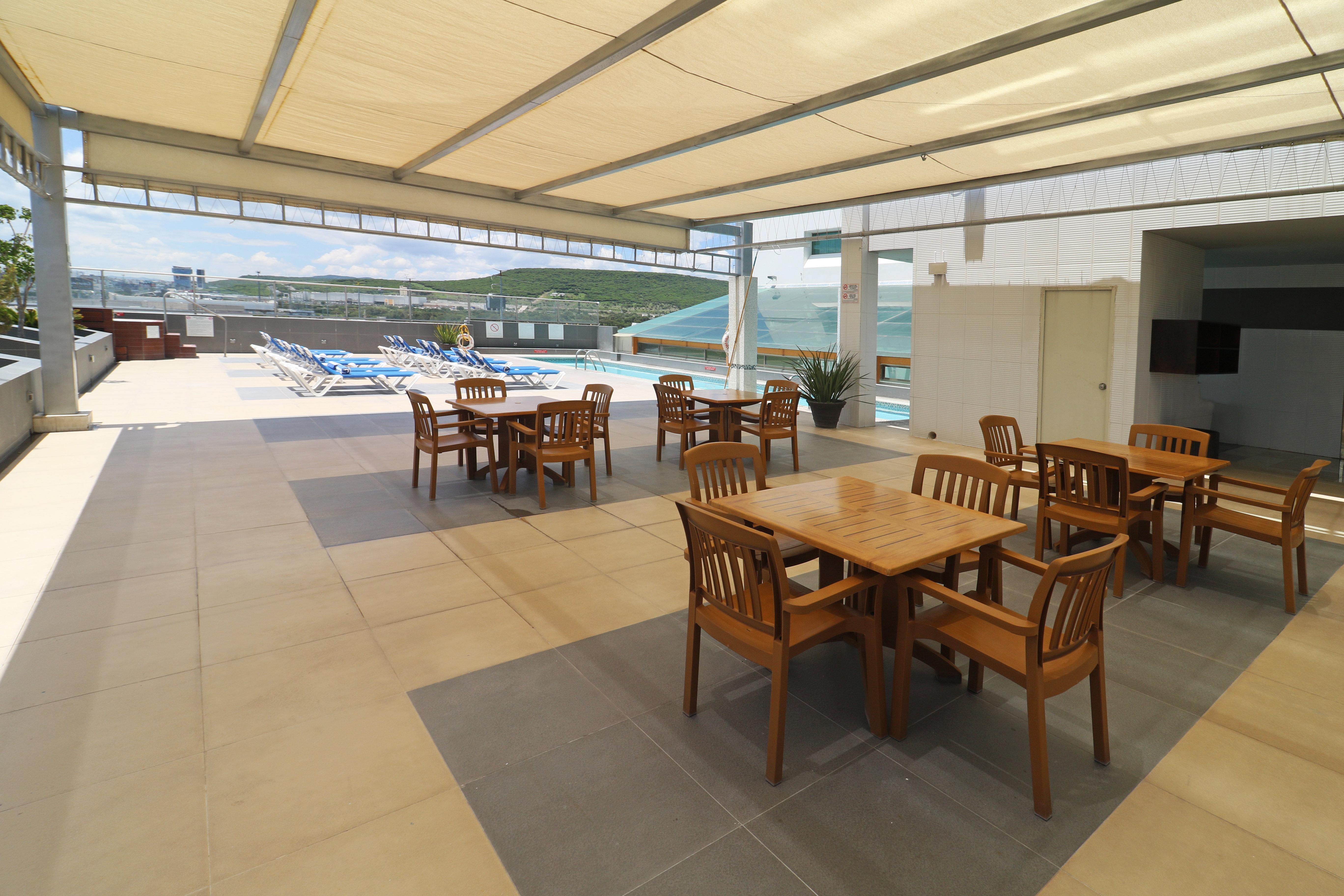Holiday Inn Queretaro Zona Krystal By Ihg Exterior photo